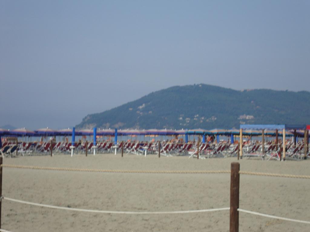 Appartamento Marina Марина-ді-Каррара Номер фото