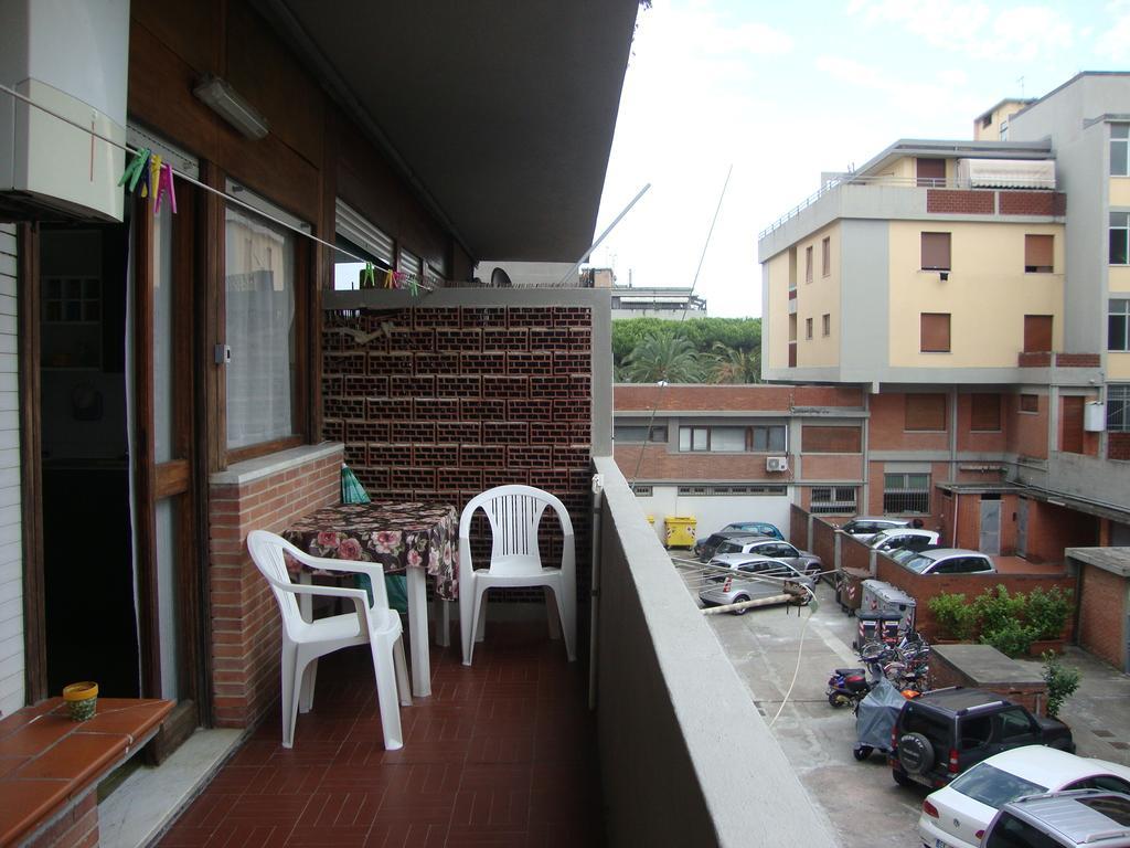 Appartamento Marina Марина-ді-Каррара Номер фото